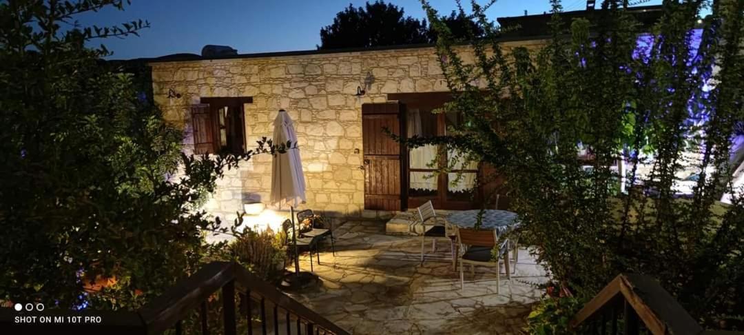 Aliki'S House 1+ 2 Guest House Polis Bagian luar foto